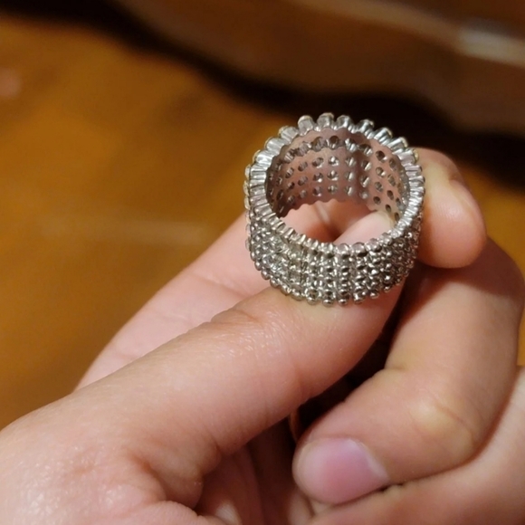 Rings - Picture 7 of 8